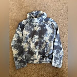 Girls fleece pullover sweater 10/12